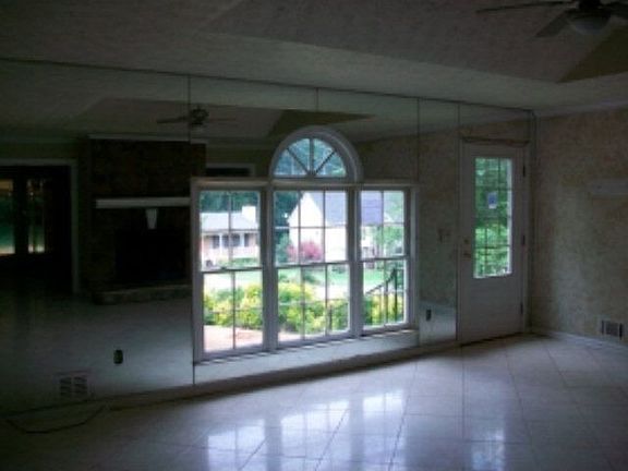 5th image of 225 Hickory View Dr