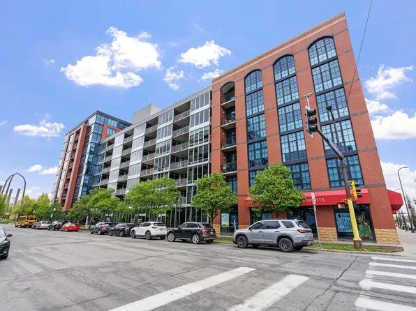 215 10th Ave S Unit 207, Minneapolis, MN 55415