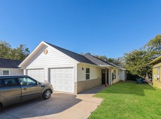 916-918 N Throckmorton St, Sherman, TX 75090