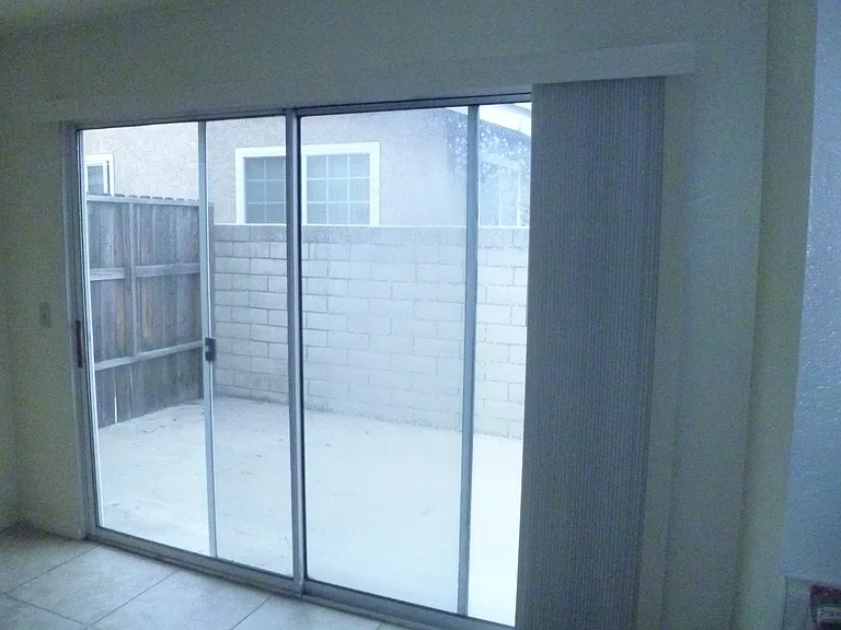 285 S Poplar Ave #B — Photo 6