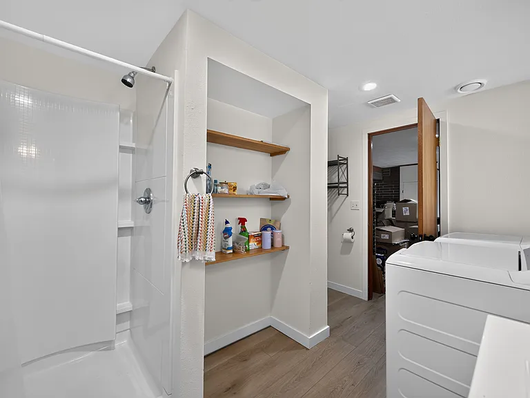 9325 Northlake Dr SW — Photo 28
