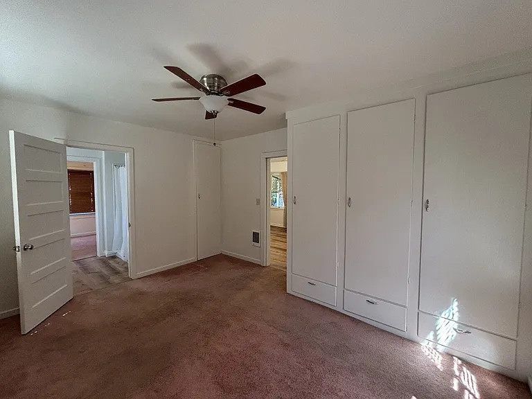 582 Olivene Ct — Photo 8