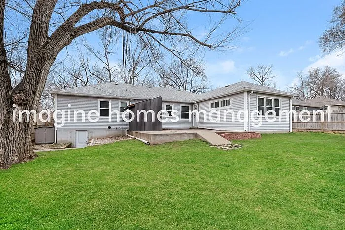 9001 Switzer St — Photo 15