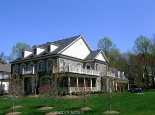 6912 Elm St, Mc Lean, VA 22101