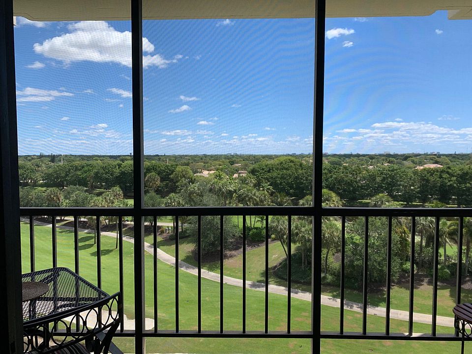 Home For Sale In Boca West