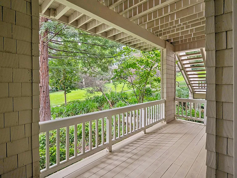 651 Manresa Ln — Photo 25