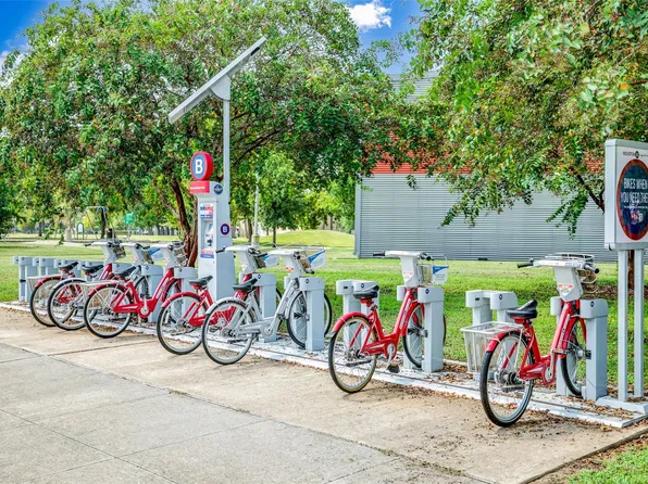 1603 Heights Blvd APT 4, Houston, TX 77008