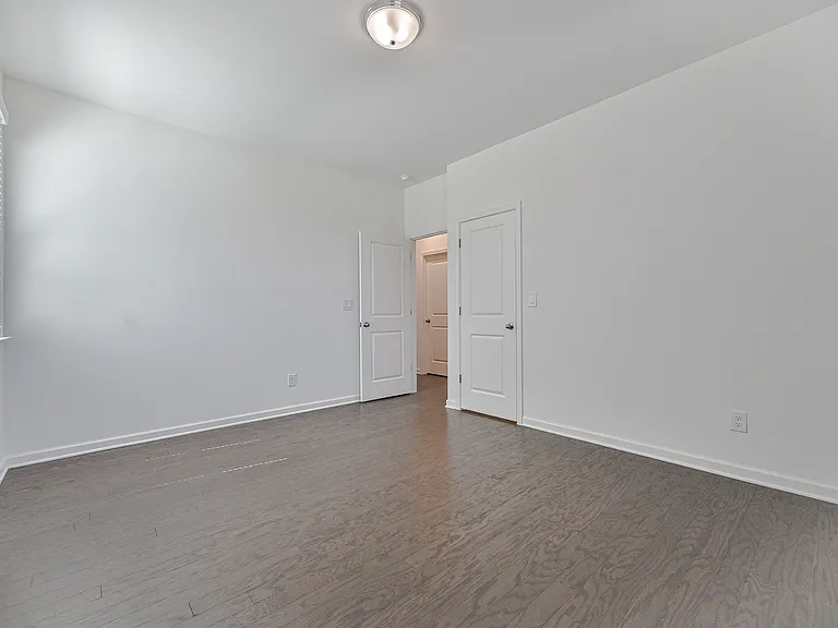 3928 Hester St — Photo 40