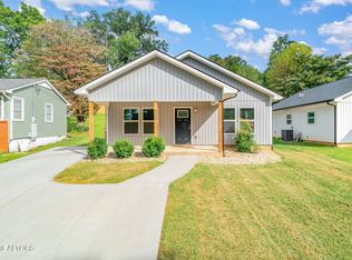 2823 Carson Ave, Knoxville, TN 37917