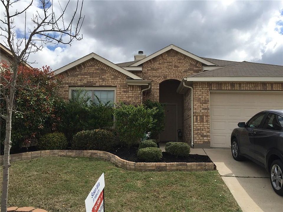 1st image of 2641 Gardendale Dr