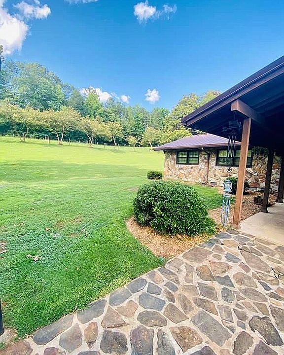 1st image of 1516 Hammett Rd