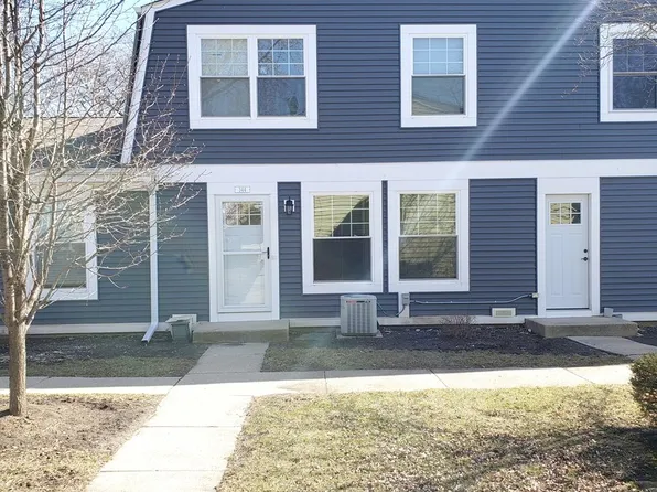 344 Mallard Ct #344, Vernon Hills, IL 60061