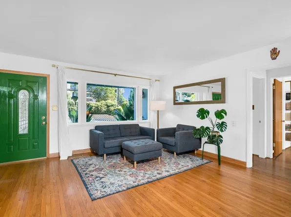 450 E 9th Ave, Escondido, CA 92025