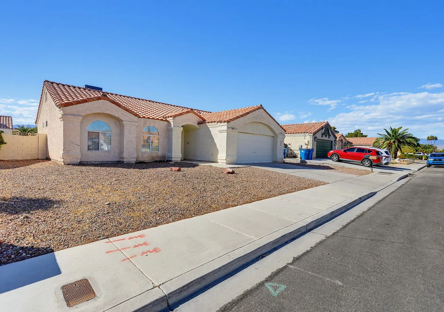 Great 3 Bedroom, One Story Northwest Vegas Home — Photo 2