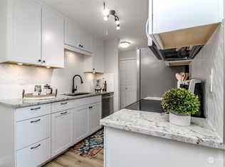 2625 13th Ave W APT 303, Seattle, WA 98119