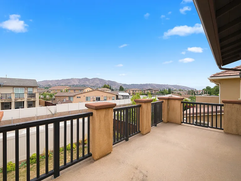 10828 Portofino Ln — Photo 38