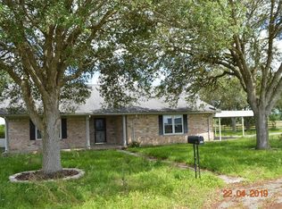 632 County Road 337, Angleton, TX 77515