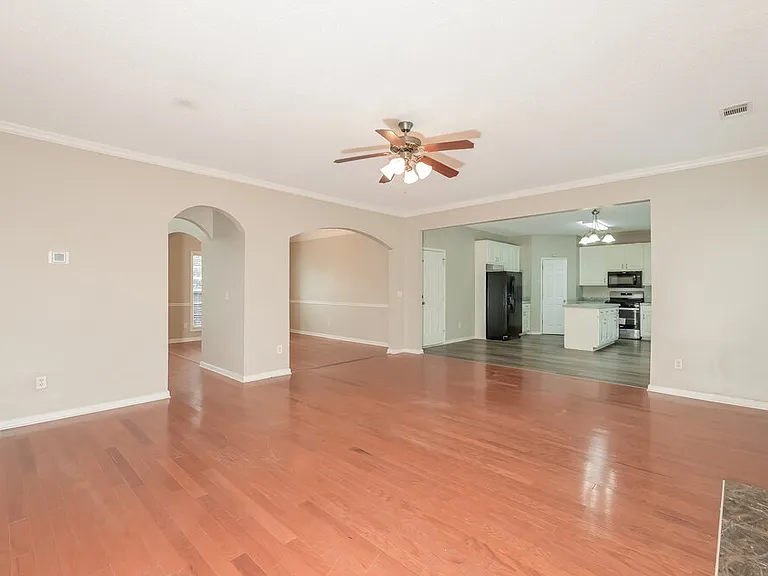 2083 Reserve Pkwy — Photo 6