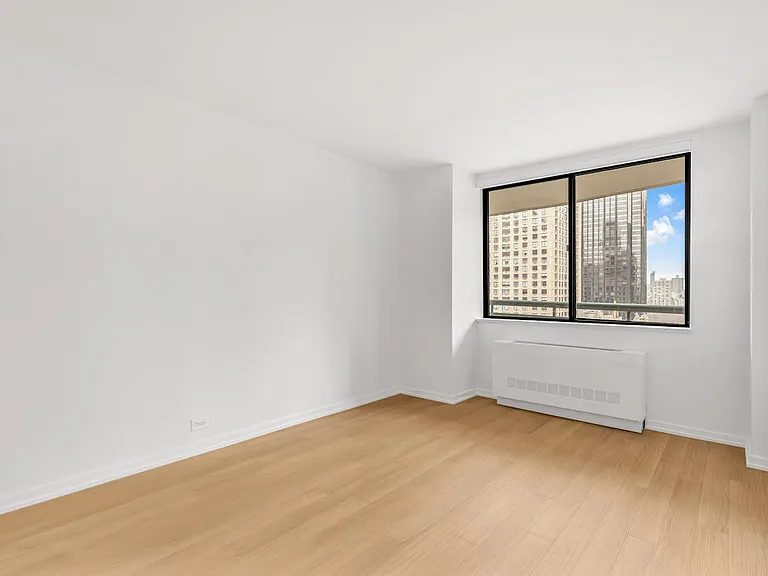 124 W 60th St #35A — Photo 7