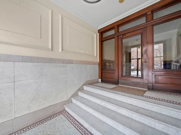 221 Saint Paul St, Brookline, MA 02446