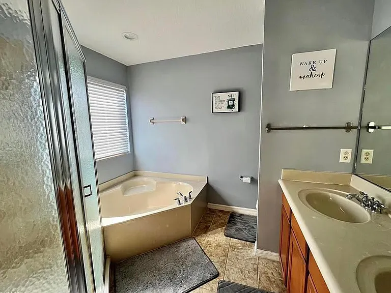 9722 Roundstone Cir — Photo 8