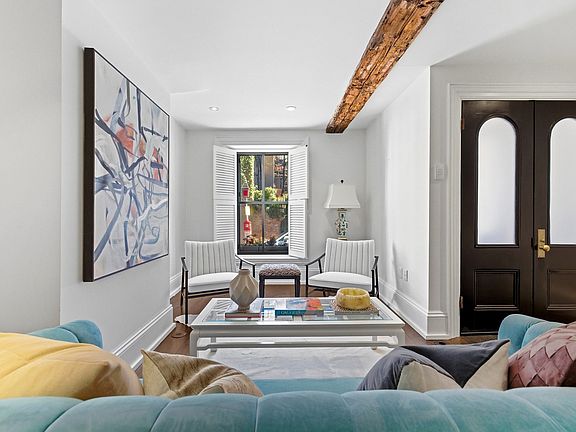 2nd image of 22 Joy St #22