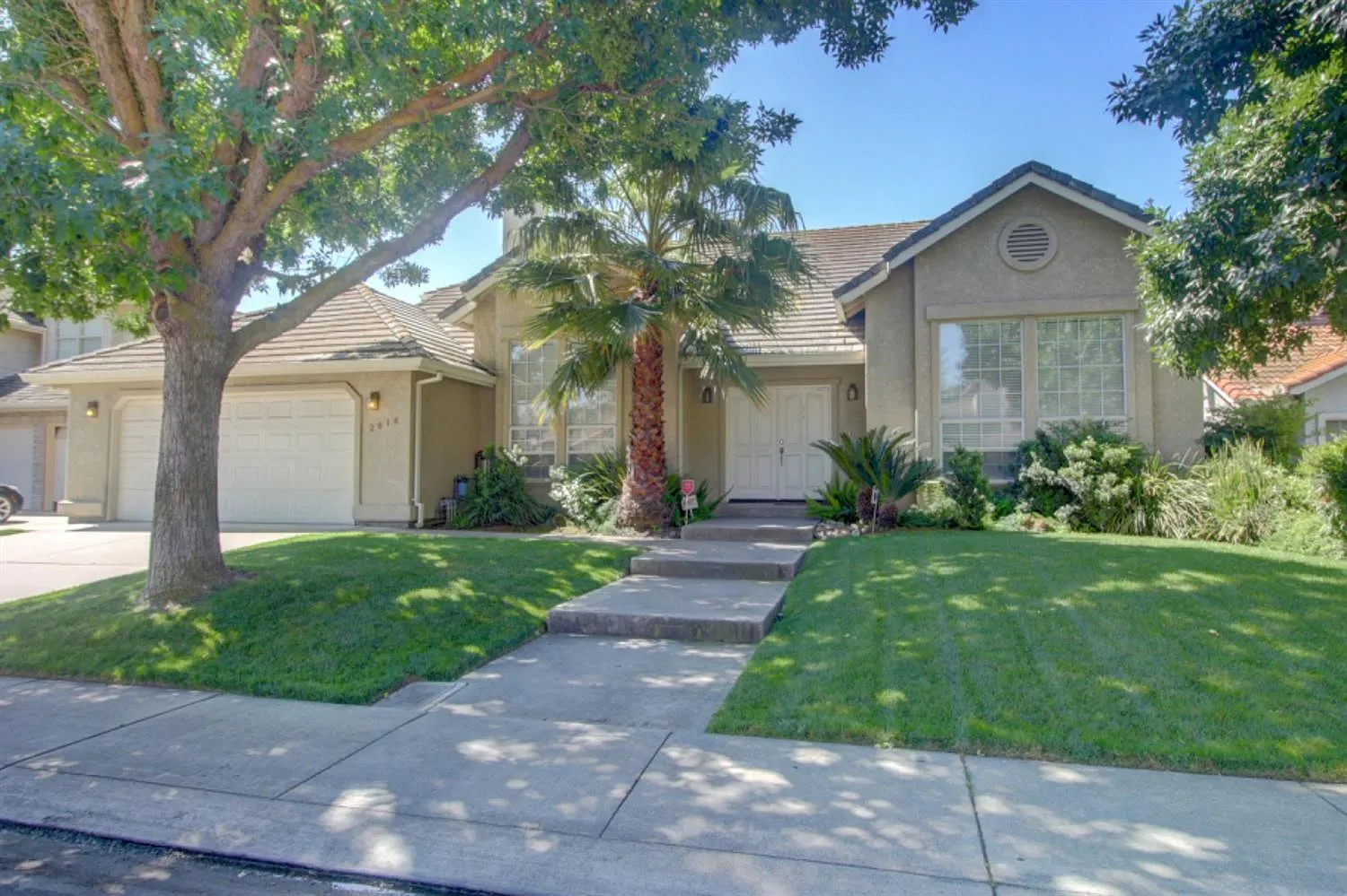 2016 Canyon Lake Dr photo 1