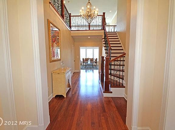 4th image of 12523 Poplar Ln
