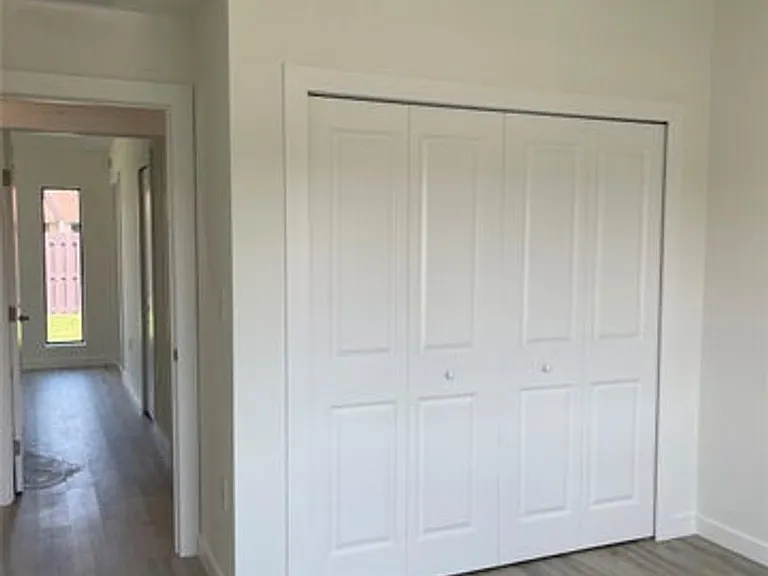 4741 SW 135th Pl — Photo 10