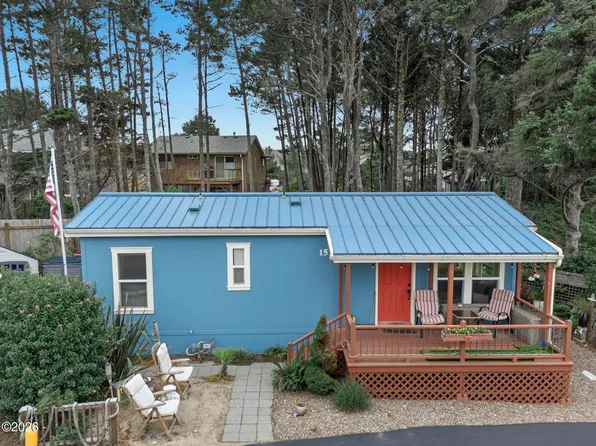4875 N Highway 101 #15, Depoe Bay, OR 97341