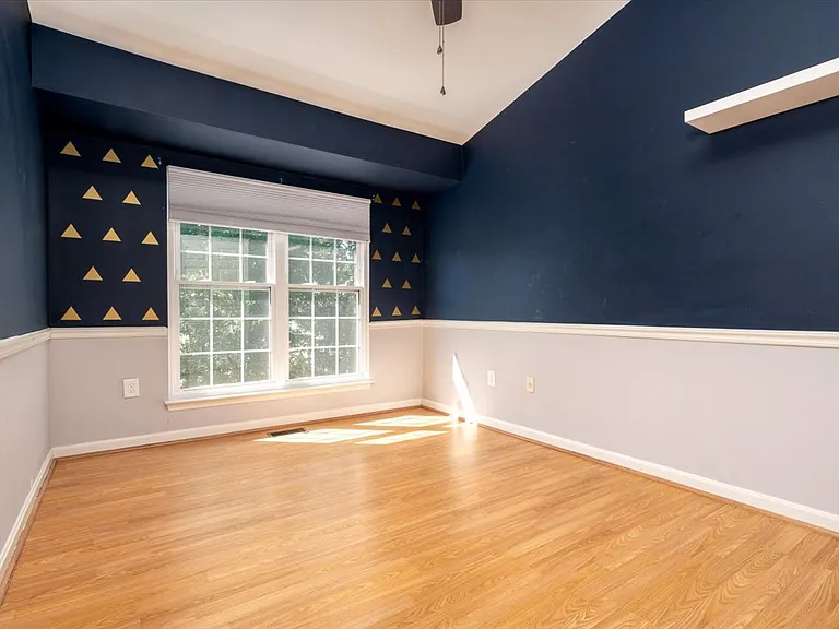 2209 Commissary Cir #284 — Photo 6