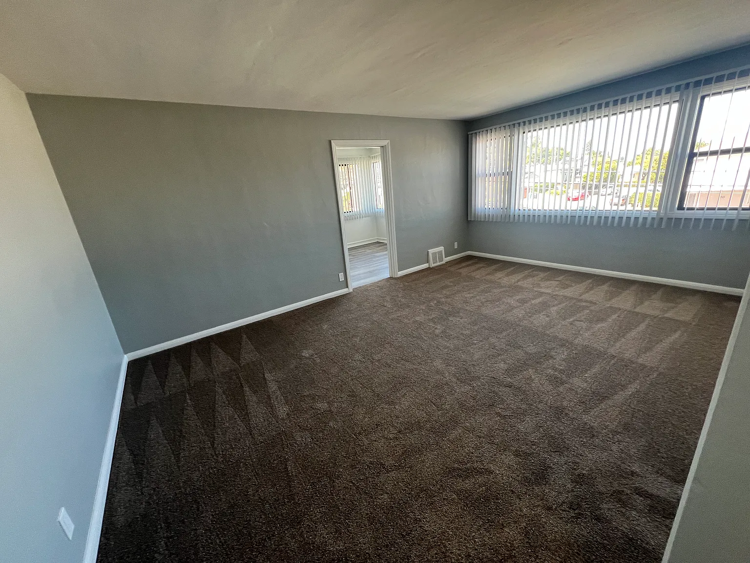 1 bed, 618 sqft, $2,600 — Photo 3