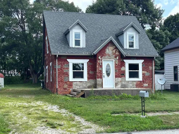 405 E Swihart St, Columbia City, IN 46725