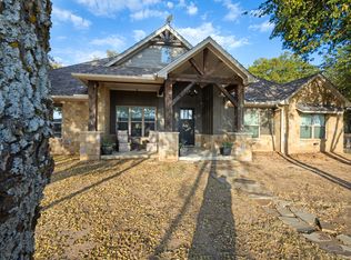 512 Barham Ln, Bridgeport, TX 76426