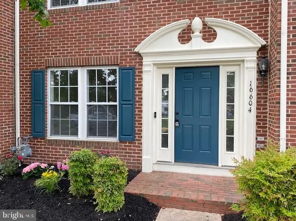16604 Barge Cir, Woodbridge, VA 22191