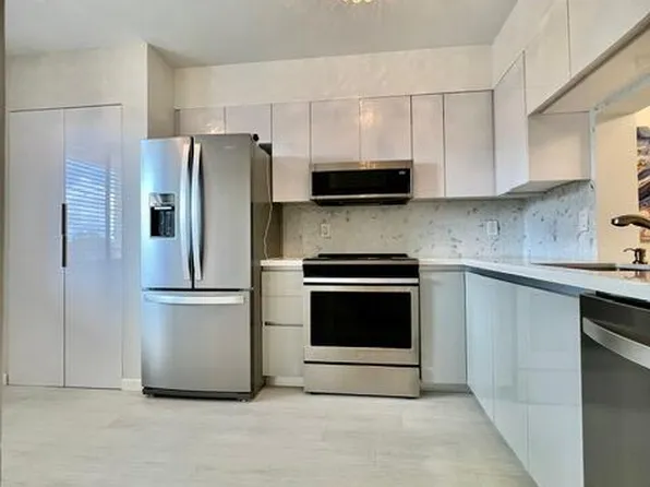 6866 Huntington Lane #306, Delray Beach, FL 33446