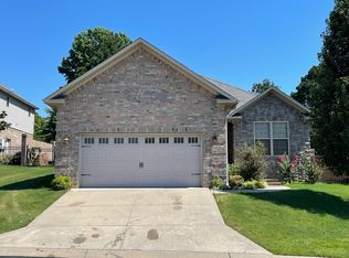 68 Village Ct, Russellville, AR 72802