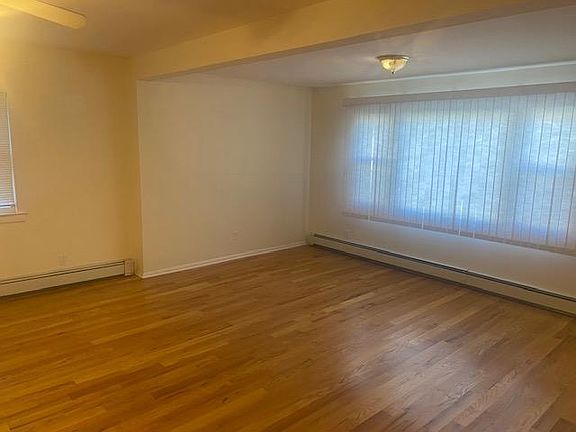 2nd image of 1-33 Merritt Ave #1