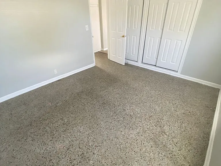 3712 Henry Ave — Photo 11