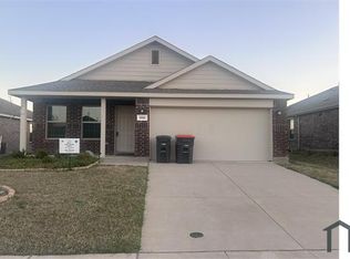 1701 River Crossing Dr, Anna, TX 75409