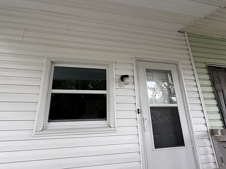 226 Mulberry Al — Photo 1