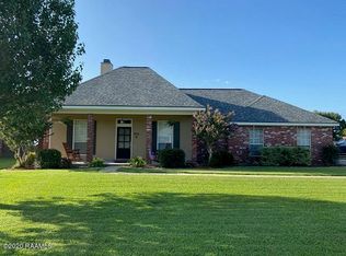 203 Longpointe Rd, Youngsville, LA 70592