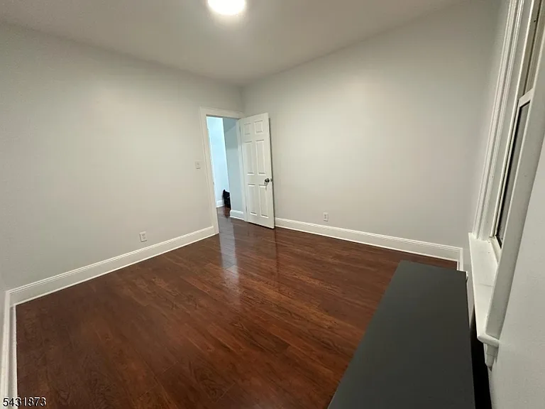 32 Hamilton Ave #2 — Photo 17