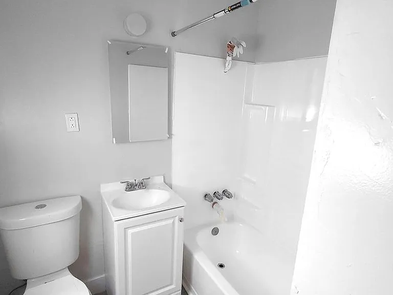 817 S Palos Verdes St — Photo 5