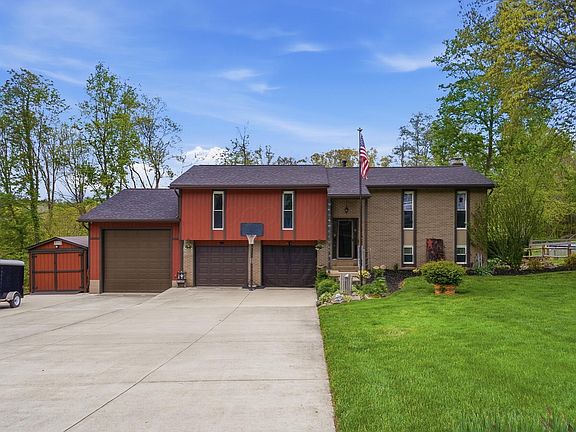 2nd image of 447 Deer Trail Dr