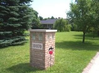 10070 Crabb Rd, Temperance, MI 48182