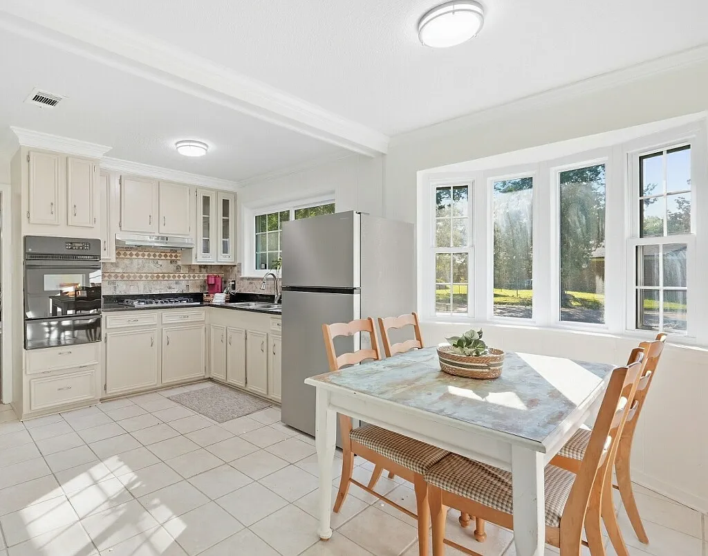 3704 John F Kennedy Blvd — Photo 1