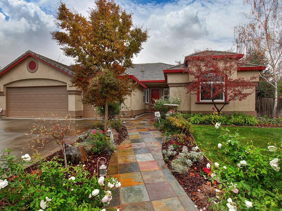1st image of 9936 W Savona Dr