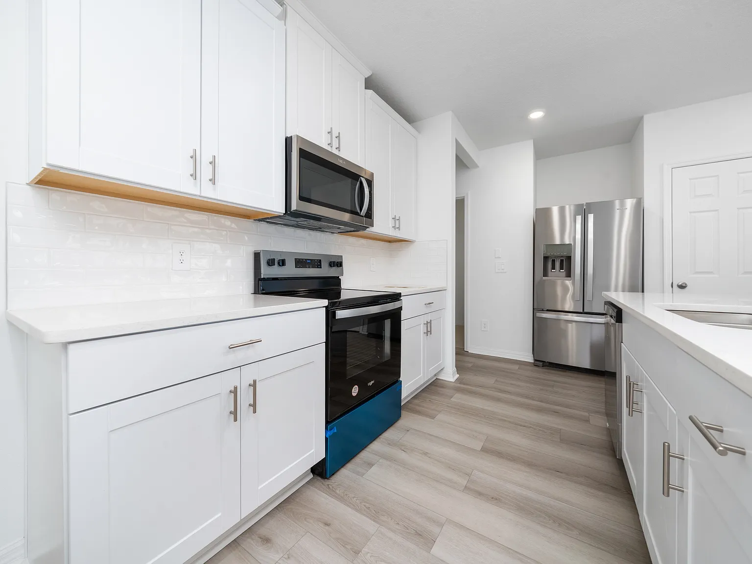 3 bed, 2.5 bath, 1566 sqft, $2,250 — Photo 3