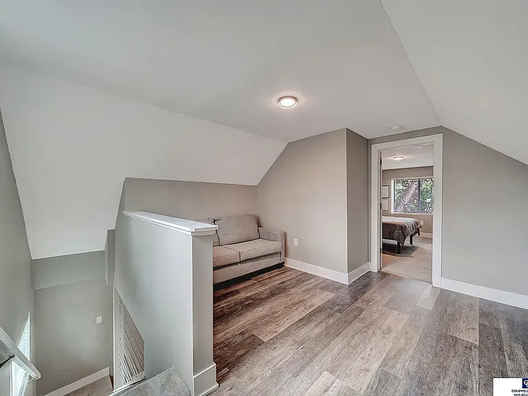 1836 H St #2 — Photo 9